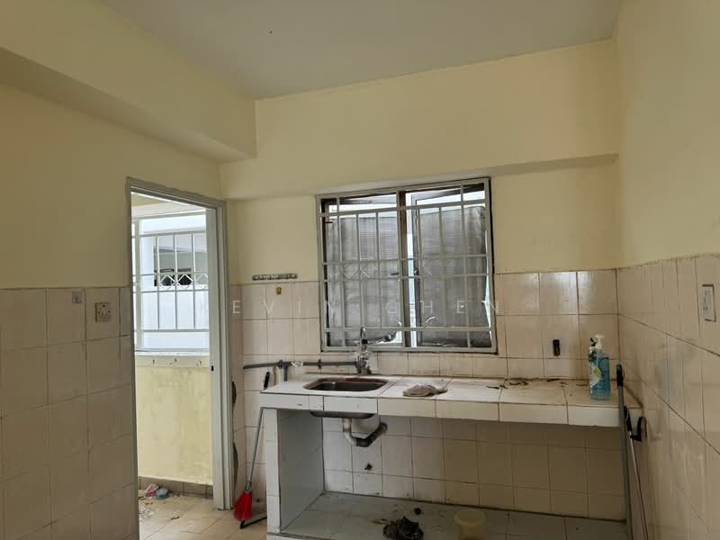 Kondominium untuk Disewa di Warisan City View - Kevin Chen - Kitchen - PropertyGuru.com.my