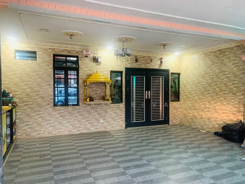 Rumah Teres 1.5 Tingkat untuk Dijual di Taman Puteri Wangsa (Ulu Tiram) - Kalai Selvan - PropertyGuru.com.my