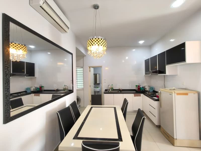 Pangsapuri untuk Dijual di Nusa Heights (Nusa Puncak) - Benson Ong - Kitchen - PropertyGuru.com.my