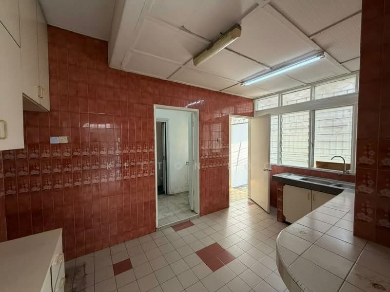 Rumah Berkembar untuk Dijual di Taman Maluri (Cheras) - Kelton Foo - Kitchen - PropertyGuru.com.my