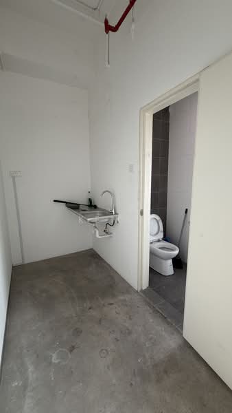 Shop / Office for Rent in Tropicana (Selangor) - Ken . - Bathroom - PropertyGuru.com.my