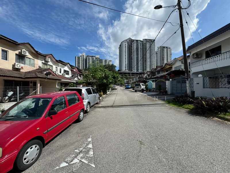 2-storey Terraced House for Sale in BANDAR PUCHONG JAYA (Puchong) - Siti Zuraini - PropertyGuru.com.my