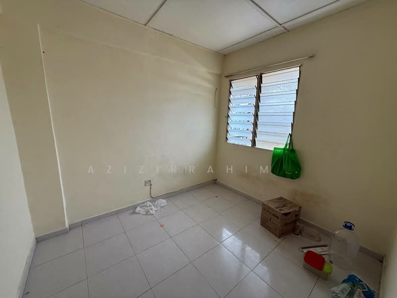 Apartment for Rent at Pangsapuri Putra Harmoni - Azizirrahim . - Interior - PropertyGuru.com.my