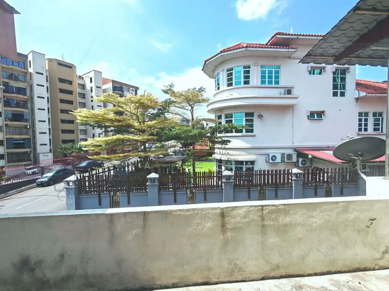 Semi-Detached House for Sale in Taman Gembira (Jalan Klang Lama (Old Klang Road)) - Eda Zainal - Exterior - PropertyGuru.com.my