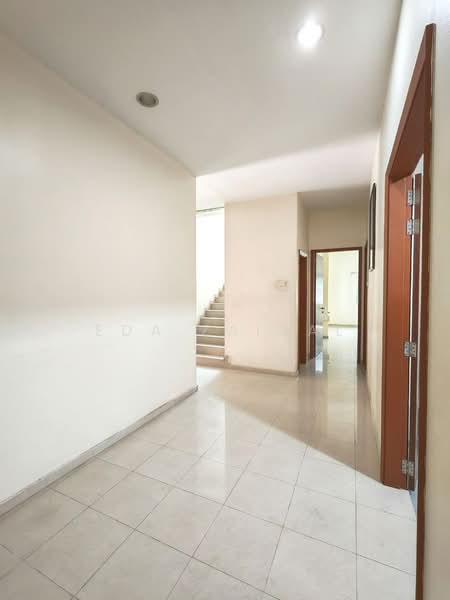 Semi-Detached House for Sale in Taman Gembira (Jalan Klang Lama (Old Klang Road)) - Eda Zainal - Corridor - PropertyGuru.com.my