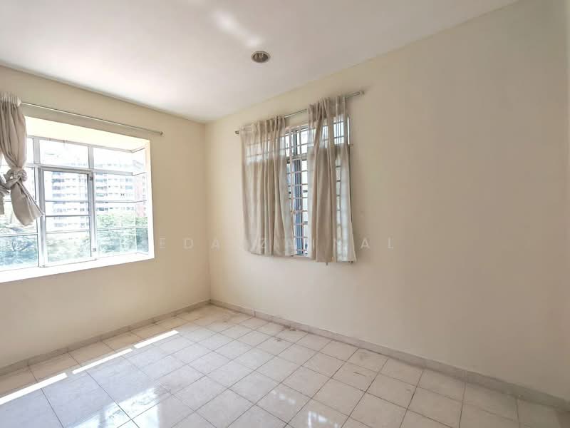Semi-Detached House for Sale in Taman Gembira (Jalan Klang Lama (Old Klang Road)) - Eda Zainal - Interior - PropertyGuru.com.my