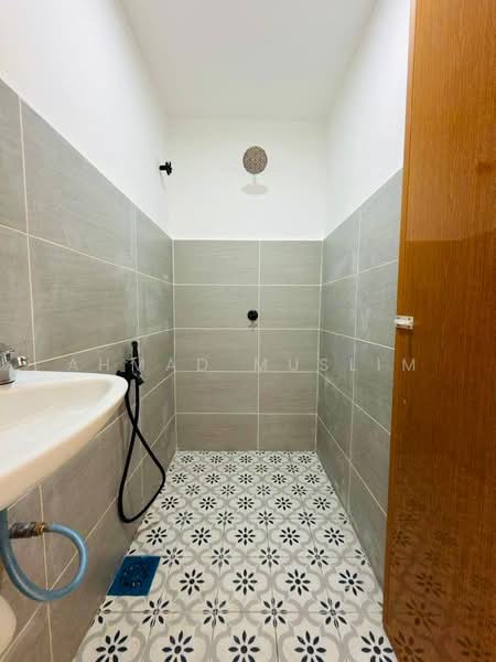 1-storey Terraced House for Sale in Senawang (Negeri Sembilan) - Ahmad Muslim - PropertyGuru.com.my