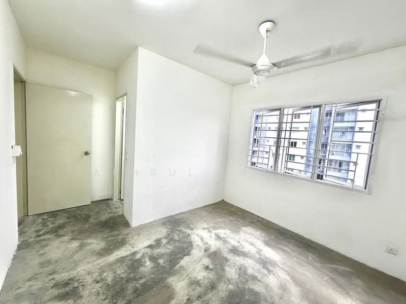 Apartment for Sale at D'Kristal Apartment (Pangsapuri D'Kristal) - Fakhrul Shukri - PropertyGuru.com.my
