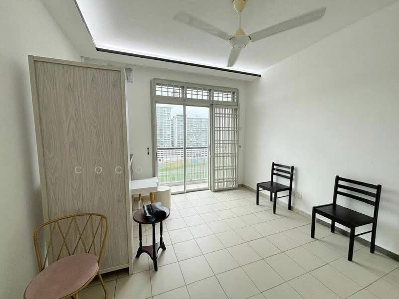 Apartment for Sale at Lake View Suites - Coco Feng Lily - PropertyGuru.com.my