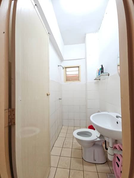 Apartment for Sale at Pangsapuri Sri Cempaka - Ahmad Muslim - PropertyGuru.com.my