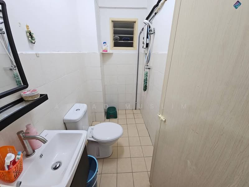 Apartment for Sale at Pangsapuri Sri Cempaka - Ahmad Muslim - PropertyGuru.com.my