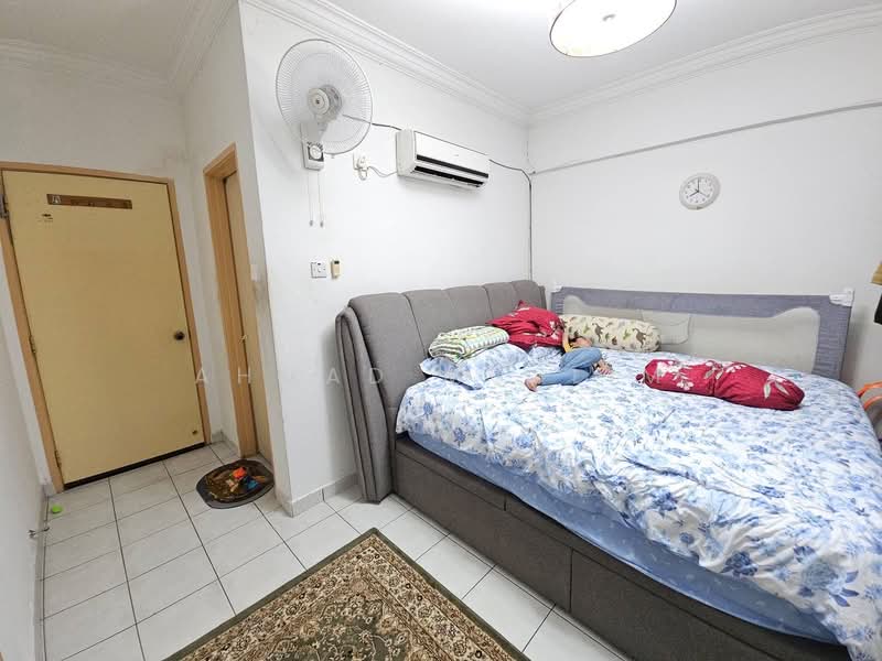 Apartment for Sale at Pangsapuri Sri Cempaka - Ahmad Muslim - PropertyGuru.com.my
