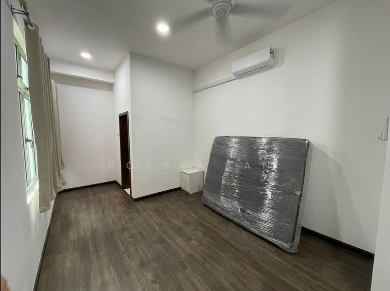 Semi-Detached House for Rent in Taman Bukit Skudai (Skudai) - Robbie Tan - PropertyGuru.com.my