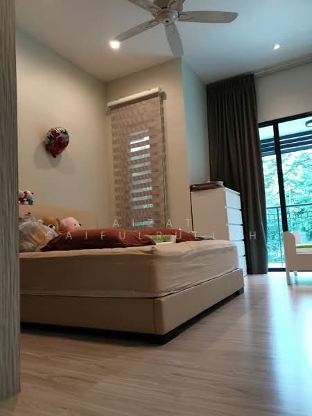 Rumah Berkembar untuk Dijual di Telok Panglima Garang (Selangor) - Aizat Saifulrullah - Bedroom - PropertyGuru.com.my