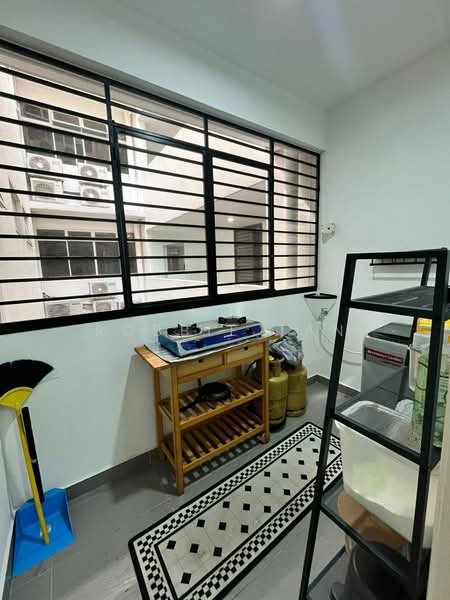 Servis Apartment untuk Disewa di Twin Danga Residence - Robbie Tan - Kitchen - PropertyGuru.com.my