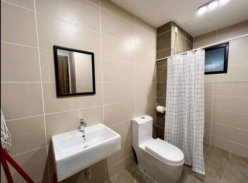 Service Residence for Sale at Veranda Residence - Robbie Tan - Bathroom - PropertyGuru.com.my