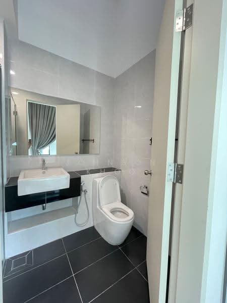 Kondominium untuk Dijual di USJ One Avenue Condo - Johnson Khoo - Bathroom - PropertyGuru.com.my
