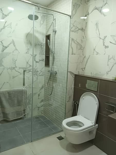 Service Residence for Sale at Residensi 38 Bangsar - Albert Lee - Bathroom - PropertyGuru.com.my