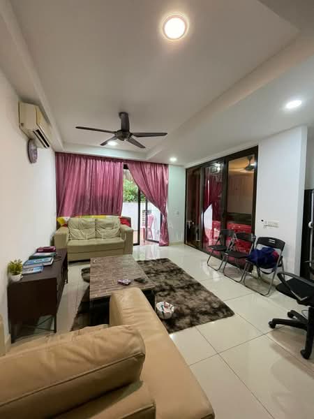 3-storey Terraced House for Sale in Cyberjaya (Selangor) - Aizat Saifulrullah - Living Room - PropertyGuru.com.my