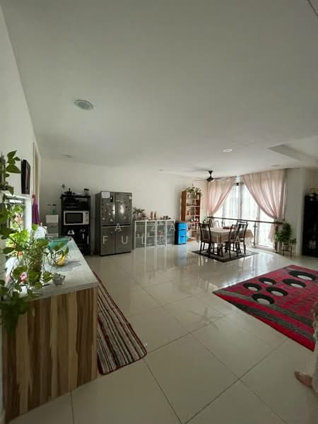 3-storey Terraced House for Sale in Cyberjaya (Selangor) - Aizat Saifulrullah - Kitchen - PropertyGuru.com.my