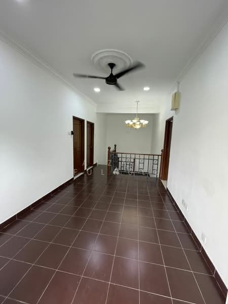 2-storey Terraced House for Sale in Putra Permai (Subang Jaya) - Aizat Saifulrullah - Interior - PropertyGuru.com.my
