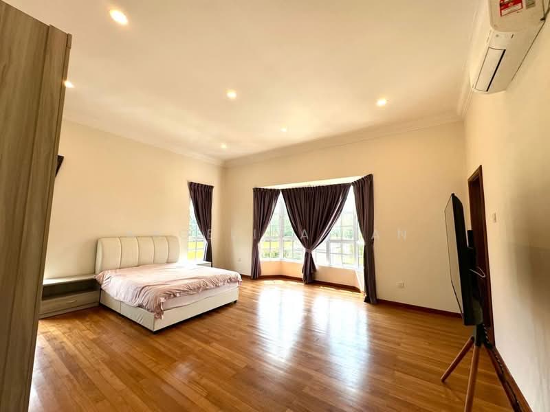 Rumah Banglo untuk Disewa di Leisure Farm (Gelang Patah) - Angelina Tan - PropertyGuru.com.my