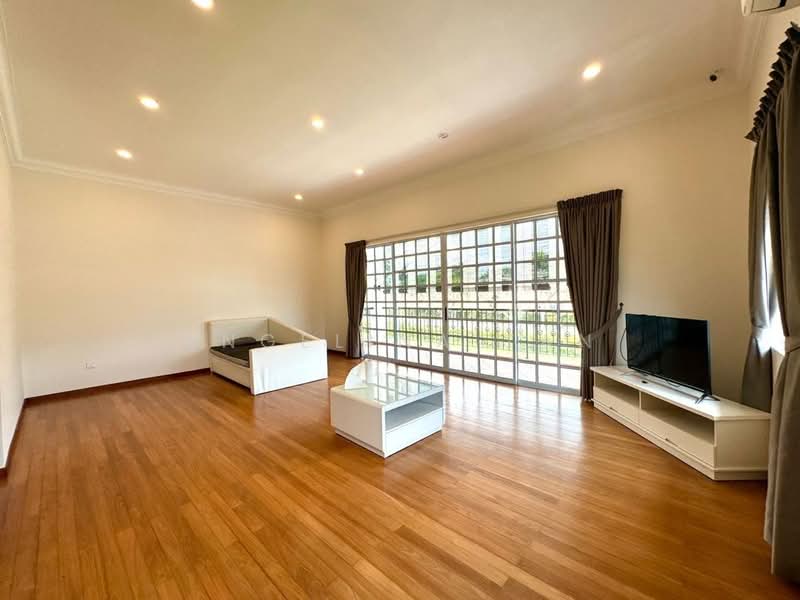 Rumah Banglo untuk Disewa di Leisure Farm (Gelang Patah) - Angelina Tan - PropertyGuru.com.my