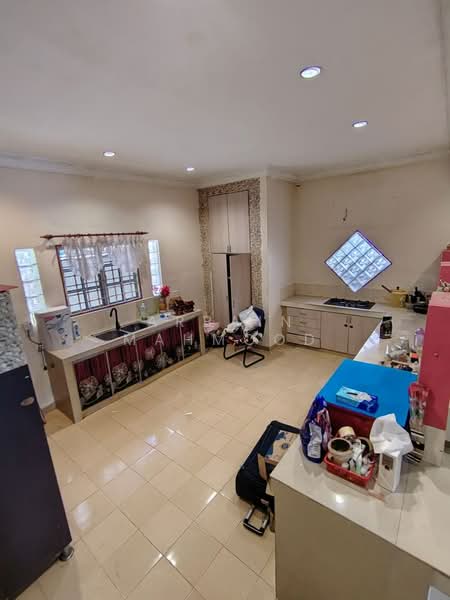 Bungalow for Rent in Gombak (Selangor) - Arbain Mahmood - Kitchen - PropertyGuru.com.my