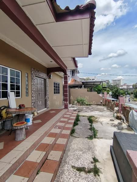 Bungalow for Rent in Gombak (Selangor) - Arbain Mahmood - Exterior - PropertyGuru.com.my