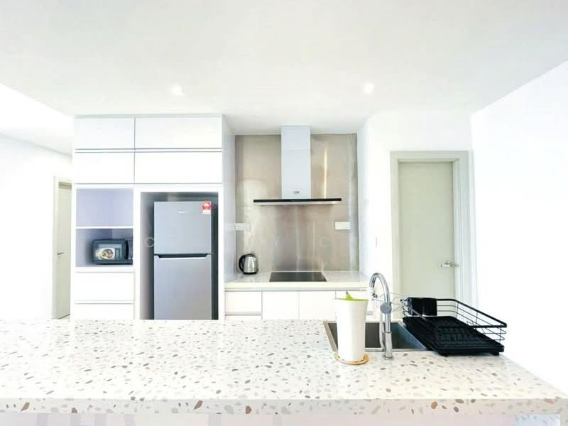 Servis Apartment untuk Disewa di Southkey Mosaic - Calley Chin - Kitchen - PropertyGuru.com.my