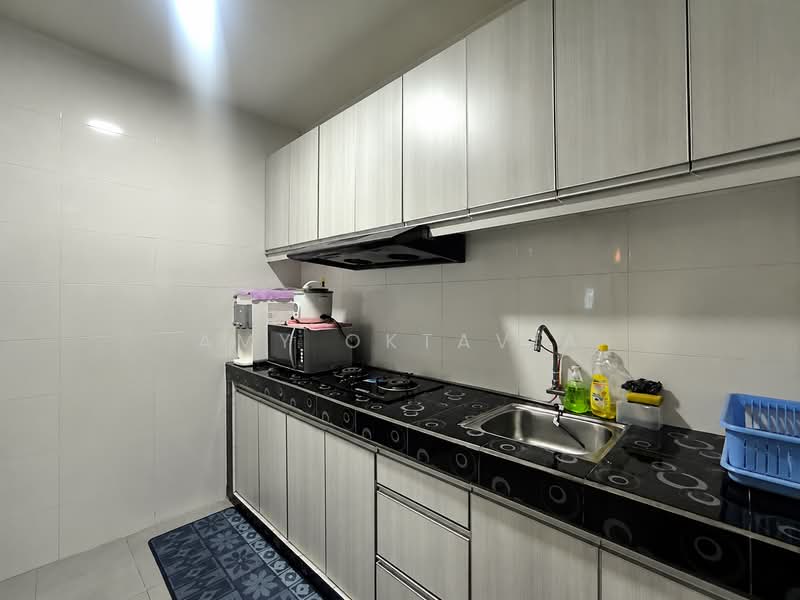 Service Residence for Rent at Vista Alam Serviced Apartment - Amy Oktavia - Kitchen - PropertyGuru.com.my