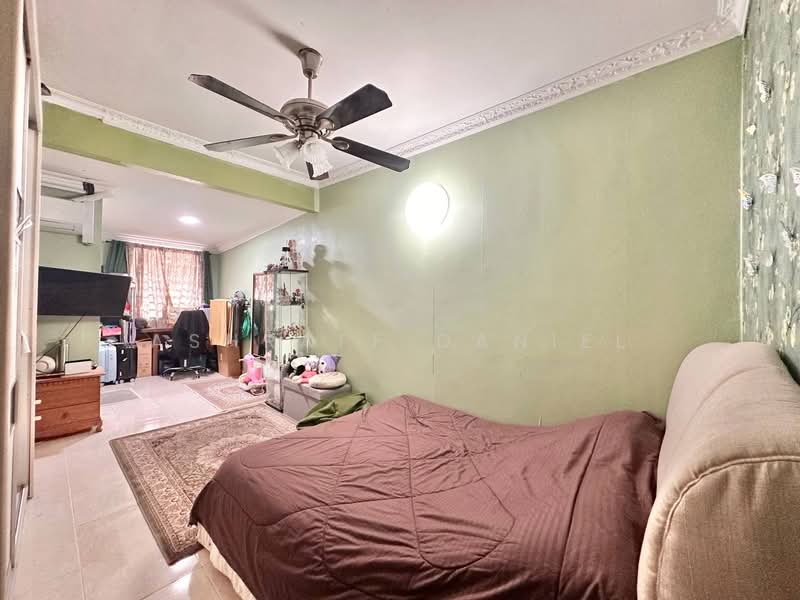 Rumah Teres 2 Tingkat untuk Dijual di Taman Desaria (Petaling Jaya) - Ashraff Daniel - Bedroom - PropertyGuru.com.my