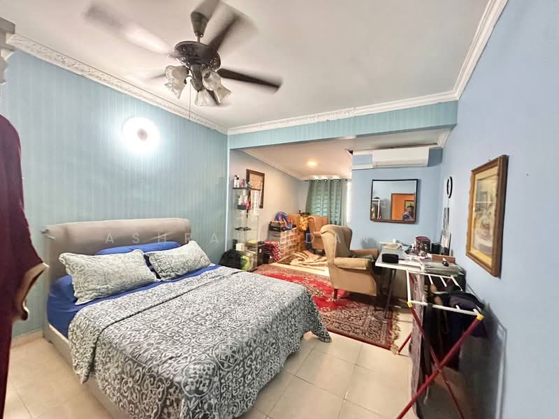Rumah Teres 2 Tingkat untuk Dijual di Taman Desaria (Petaling Jaya) - Ashraff Daniel - Bedroom - PropertyGuru.com.my