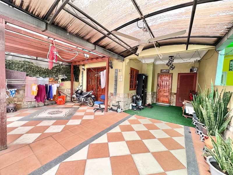 Rumah Teres 2 Tingkat untuk Dijual di Taman Desaria (Petaling Jaya) - Ashraff Daniel - PropertyGuru.com.my