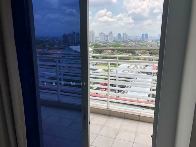 Servis Apartment untuk Disewa di Menara Rajawali - Raymond Siew - Balcony - PropertyGuru.com.my