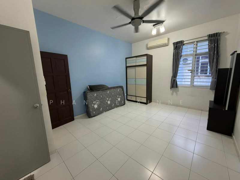 Rumah Teres 2 Tingkat untuk Dijual di Taman Setia Indah (Tebrau) - Phang Elainne - PropertyGuru.com.my