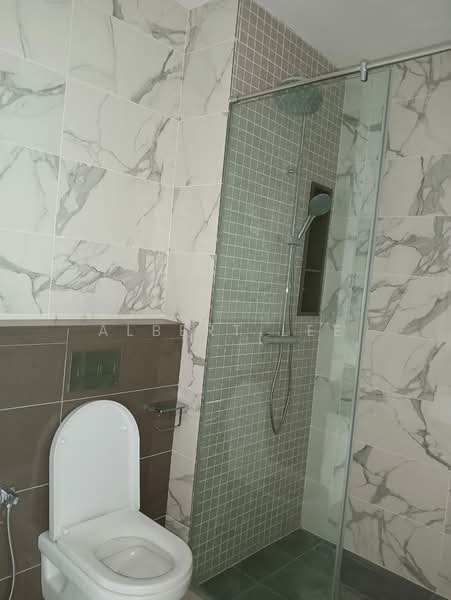 Service Residence for Sale at Residensi 38 Bangsar - Albert Lee - Bathroom - PropertyGuru.com.my