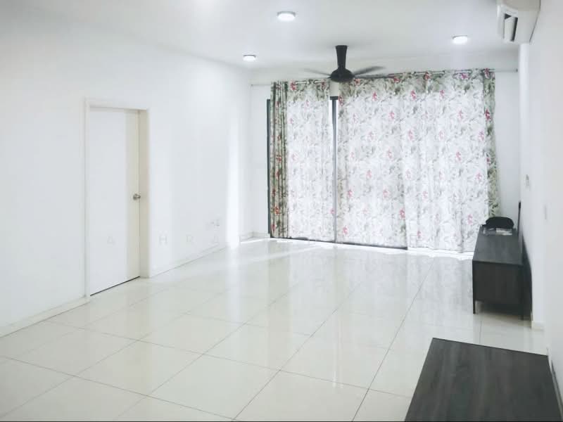 Kondominium untuk Dijual di Casa Green - Ashraff Daniel - Living Room - PropertyGuru.com.my