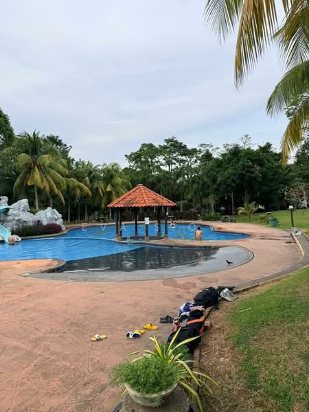Rumah Bandar untuk Dijual di Johor Bahru (Johor) - Eva Siow - Pool - PropertyGuru.com.my