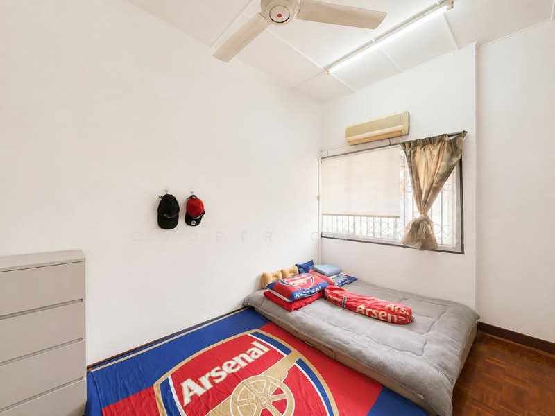 Rumah Teres 2 Tingkat untuk Dijual di SS2 (Petaling Jaya) - Cooper Chow - Bedroom - PropertyGuru.com.my