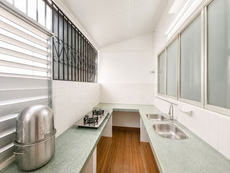 Rumah Teres 2 Tingkat untuk Dijual di SS2 (Petaling Jaya) - Cooper Chow - Kitchen - PropertyGuru.com.my