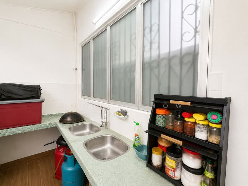 Rumah Teres 2 Tingkat untuk Dijual di SS2 (Petaling Jaya) - Cooper Chow - Kitchen - PropertyGuru.com.my