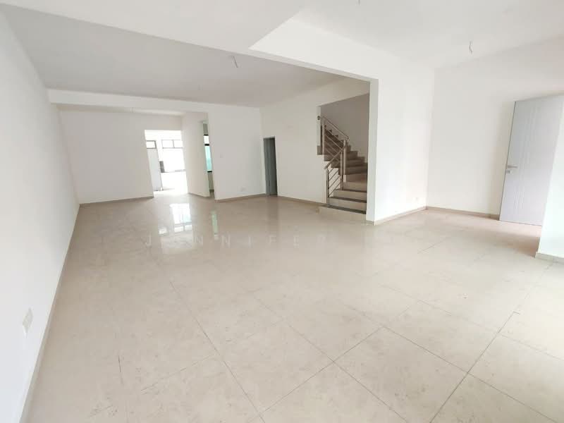 Rumah Teres untuk Dijual di Taman Puteri Wangsa (Ulu Tiram) - Jennifer Ng - Living Room - PropertyGuru.com.my