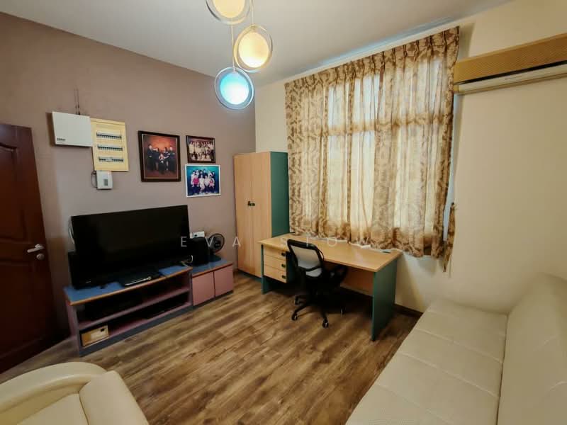Tanah Kediaman untuk Dijual di Taman Nusa Perintis (Iskandar Puteri (Nusajaya)) - Eva Siow - Study - PropertyGuru.com.my