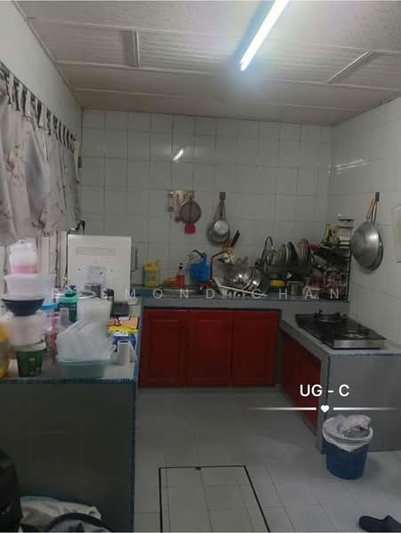 1-storey Terraced House for Sale in Port Klang (Pelabuhan Klang) (Selangor) - Desmond Chan - Kitchen - PropertyGuru.com.my