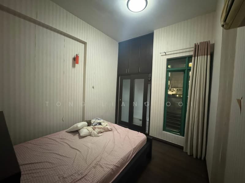 Kondominium untuk Dijual di Tanjung Park Condominium - Tong Liang Ooi - Bedroom - PropertyGuru.com.my