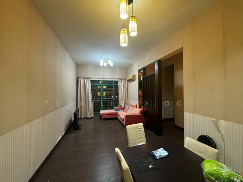 Kondominium untuk Dijual di Tanjung Park Condominium - Tong Liang Ooi - Living Room - PropertyGuru.com.my