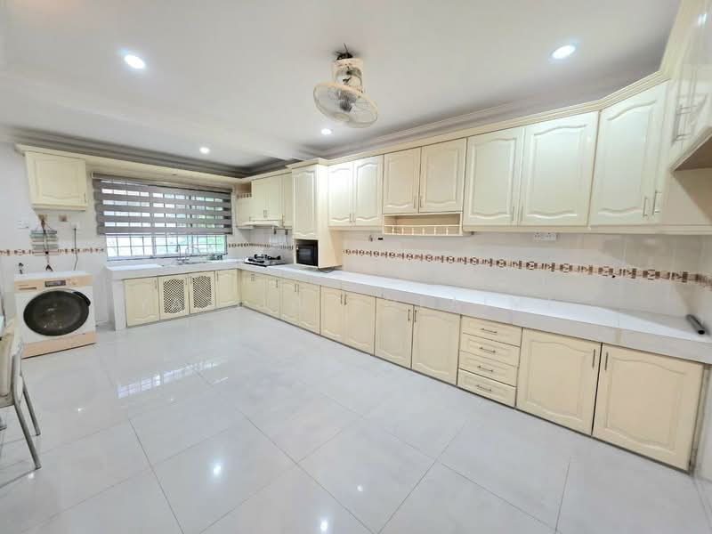 Rumah Teres 2 Tingkat untuk Disewa di Shah Alam (Selangor) - Yazila Sulaimi - Kitchen - PropertyGuru.com.my