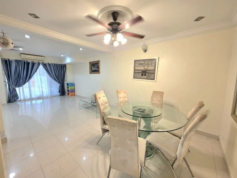 Rumah Teres 2 Tingkat untuk Disewa di Shah Alam (Selangor) - Yazila Sulaimi - Living Room - PropertyGuru.com.my