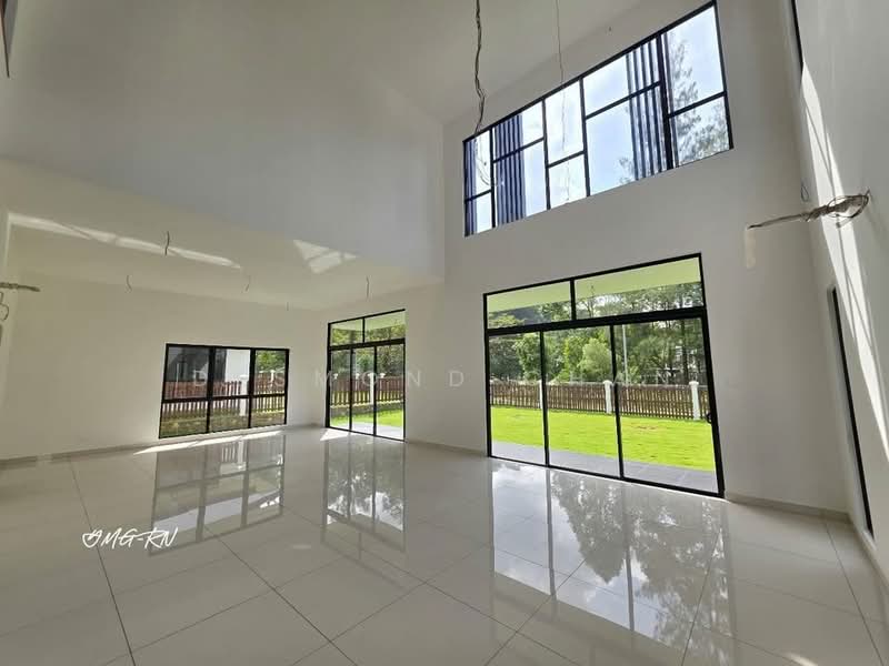 Bungalow for Sale in Setia Eco Park (Setia Alam) - Desmond Chan - Living Room - PropertyGuru.com.my